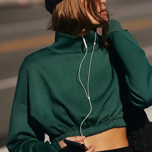 Free People Movement Gigi Cropped Layer Top in Smoked Pine SMALL NWT - Picture 4 of 8